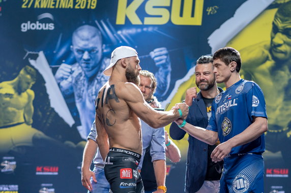 Ceremonia ważenia przed KSW 48