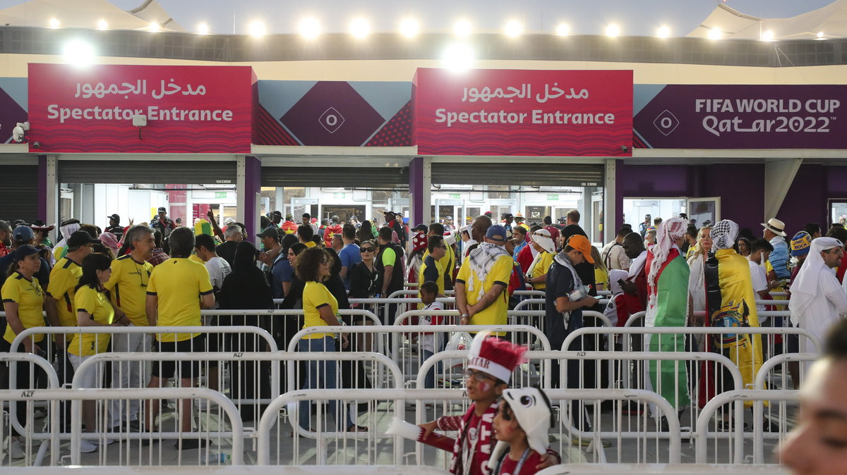 Okolice stadionu przed meczem Katar- Ekwador