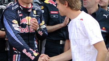 Sebastian Vettel (po prawej) i Mark Webber