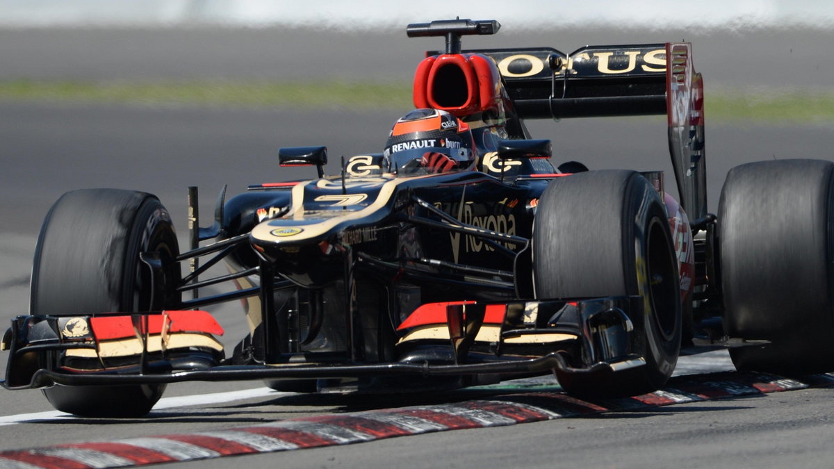 Kimi Räikkönen w bolidzie Lotusa