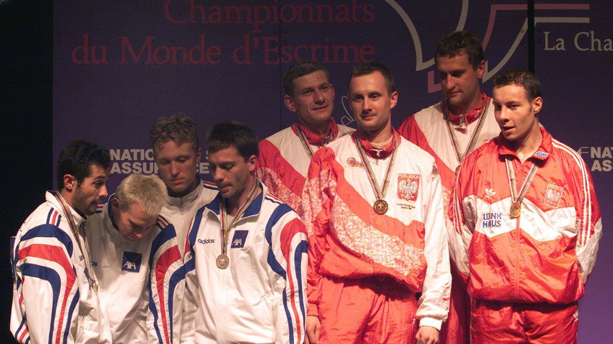 Polacy na najwyższym stopniu podium. Od lewej: Piotr Kiełpikowski, Ryszard Sobczak, Adam Krzesiński i Sławomir Mocek.