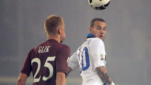 Kamil Glik (L) w meczu z Interem