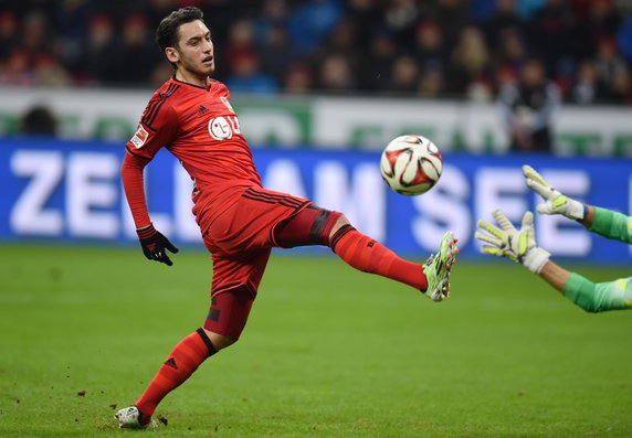 Hakan Calhanoglu (Bayer Leverkusen - Bayern Monachium)