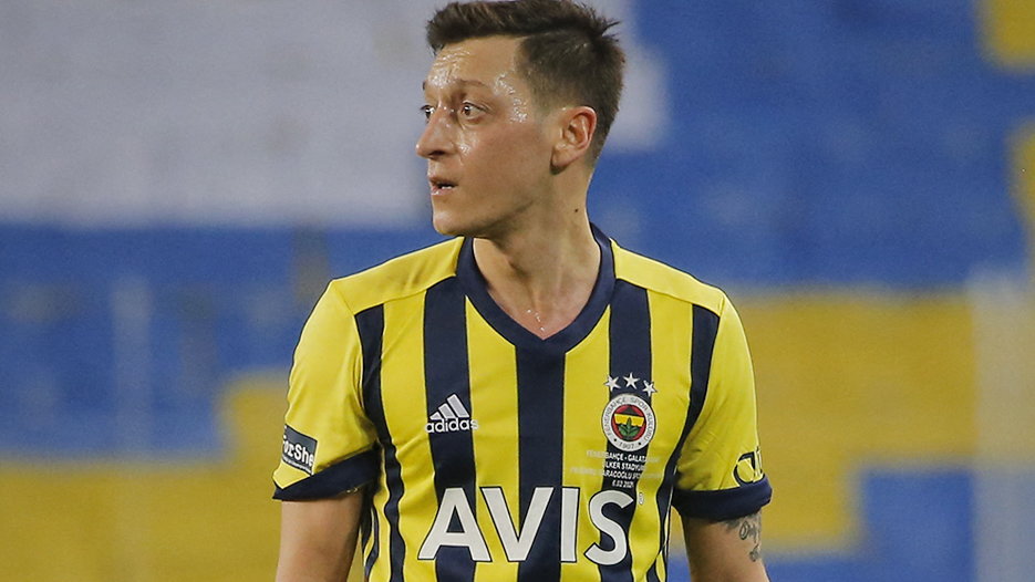 Mesut Özil