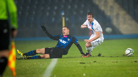 PIŁKA EKSTRAKLASA ZAWISZA BYDGOSZCZ KONTRA LECH POZNAŃ