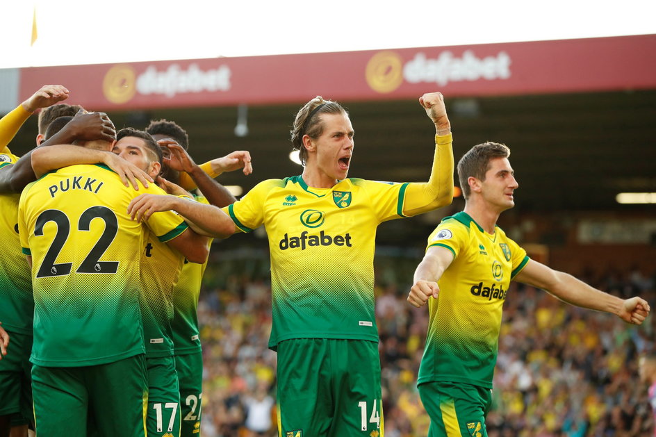 Norwich City w wielkim stylu pokonało Manchester City, grając z mistrzami Anglii otwartą, ofensywną piłkę