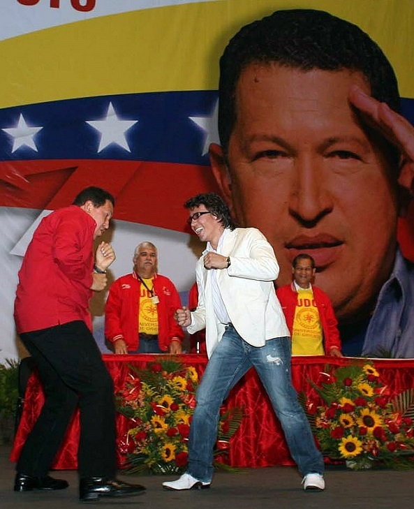Hugo Chavez (L) i Edwin Valero