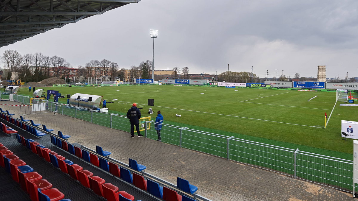 Wiele wskazuje na to, że Jordan Courtney-Perkins będzie grał w kolejnym sezonie na stadionie Rakowa jako jeden z jego piłkarzy.