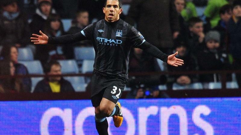 Carlos Tevez bohaterem Manchesteru City