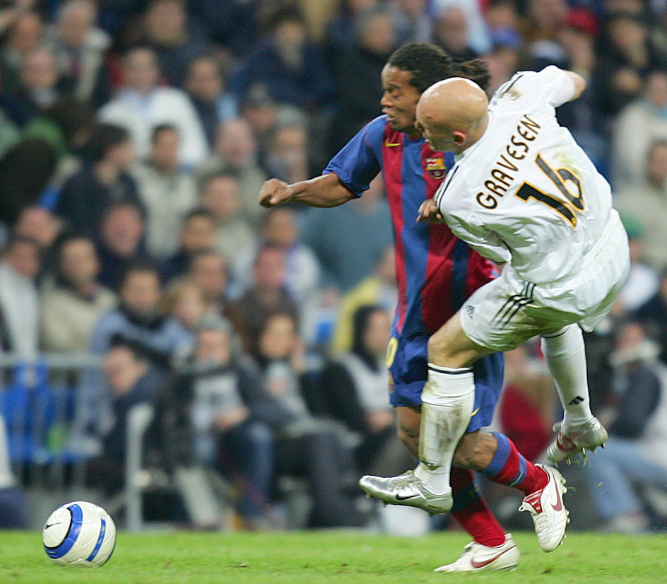 Thomas Gravesen i Ronaldinho