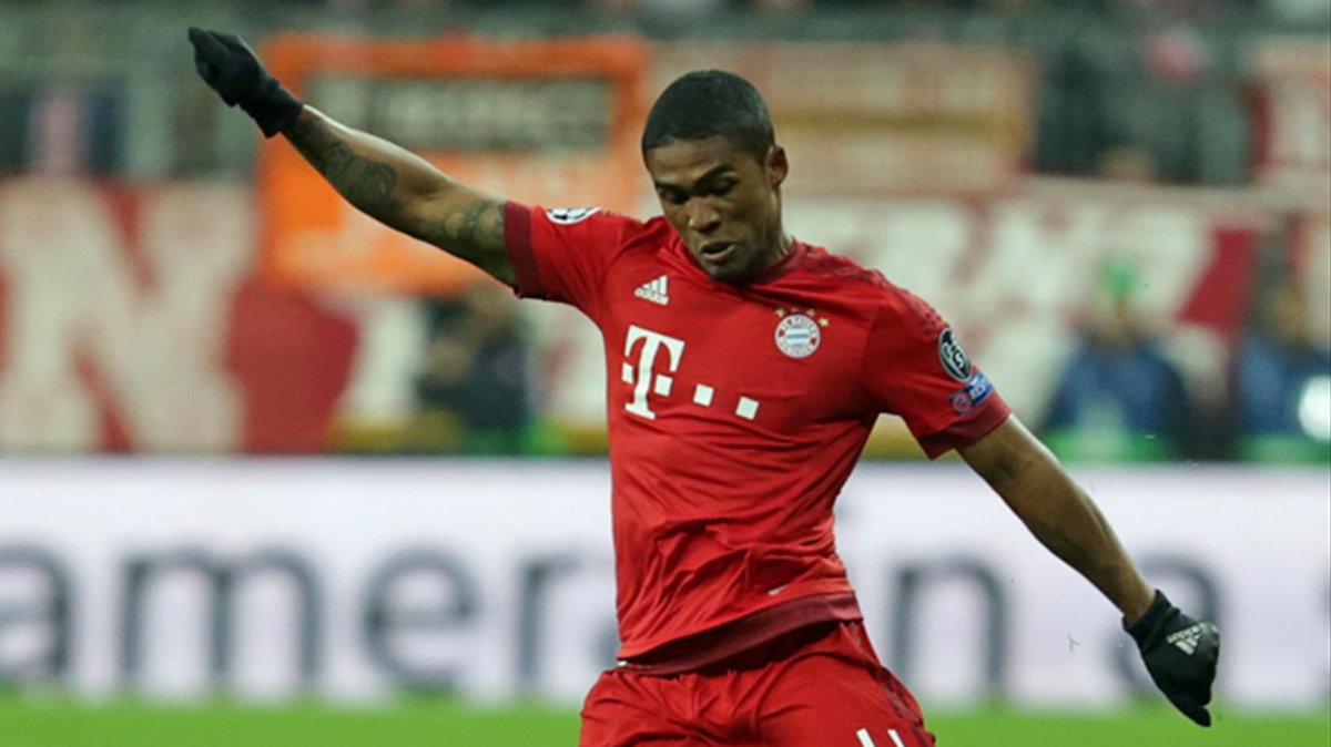 Douglas Costa