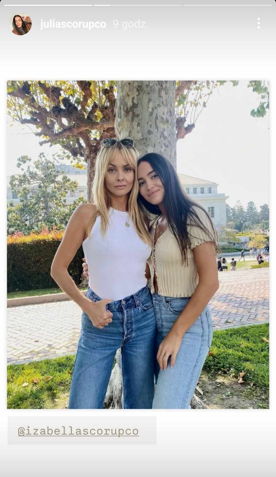 Izabella Scorupco with her daughter