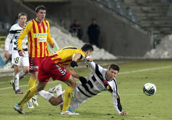 PIŁKARSKA EKSTRAKLASA KORONA KIELCE KONTRA JAGIELLONIA BIAŁYST