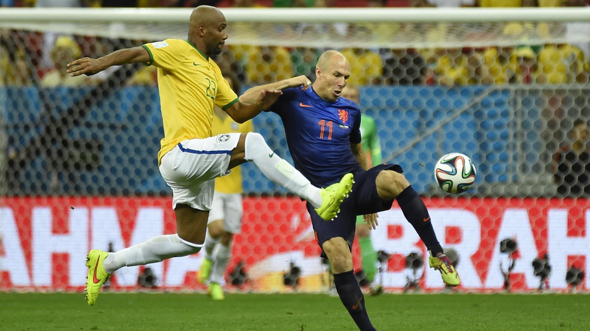 FBL-WC-2014-MATCH63-BRA-NED