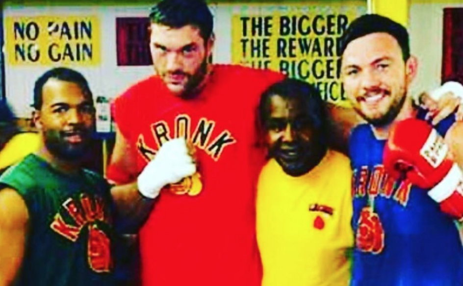 SugarHill Steward, Tyson Fury, Emanuel Steward i Andy Lee w 2010 roku podczas treningu w Kronk Gym w Detroit