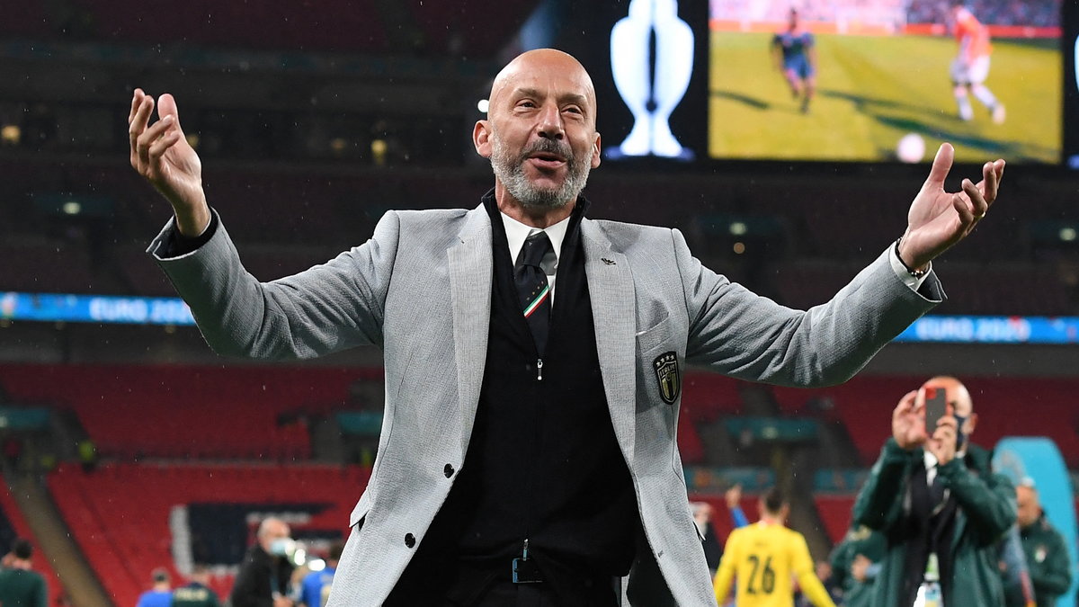 Gianluca Vialli po wygraniu przez Włochów mistrzostw Europy w 2021 r.