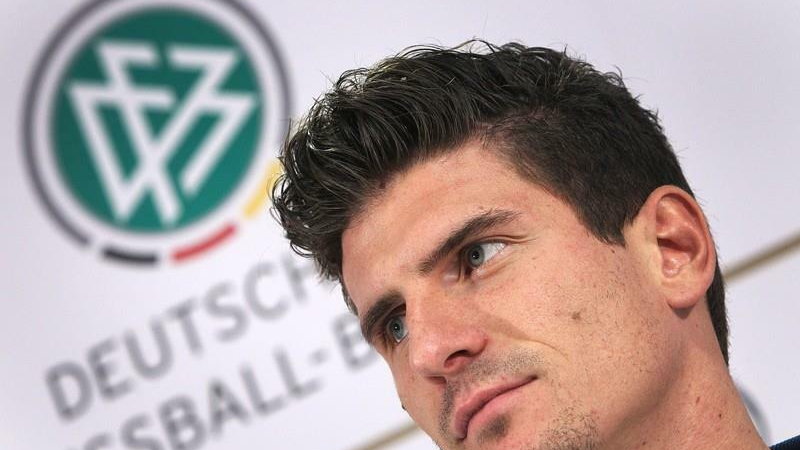 Mario Gomez nie zagra z Kazachstanem