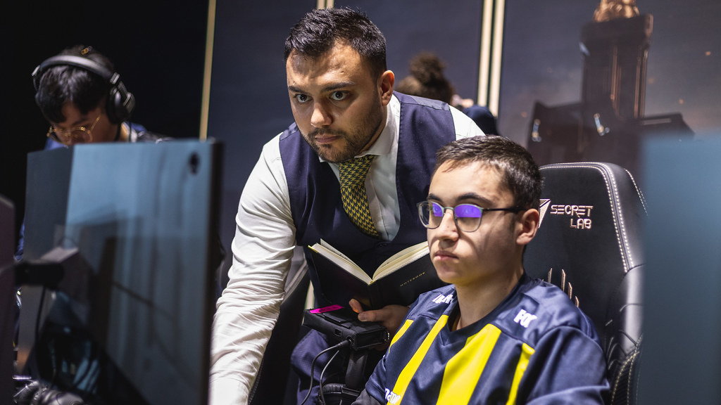 Trener Fenerbahce 1907 Turkinator podczas MSI 2019