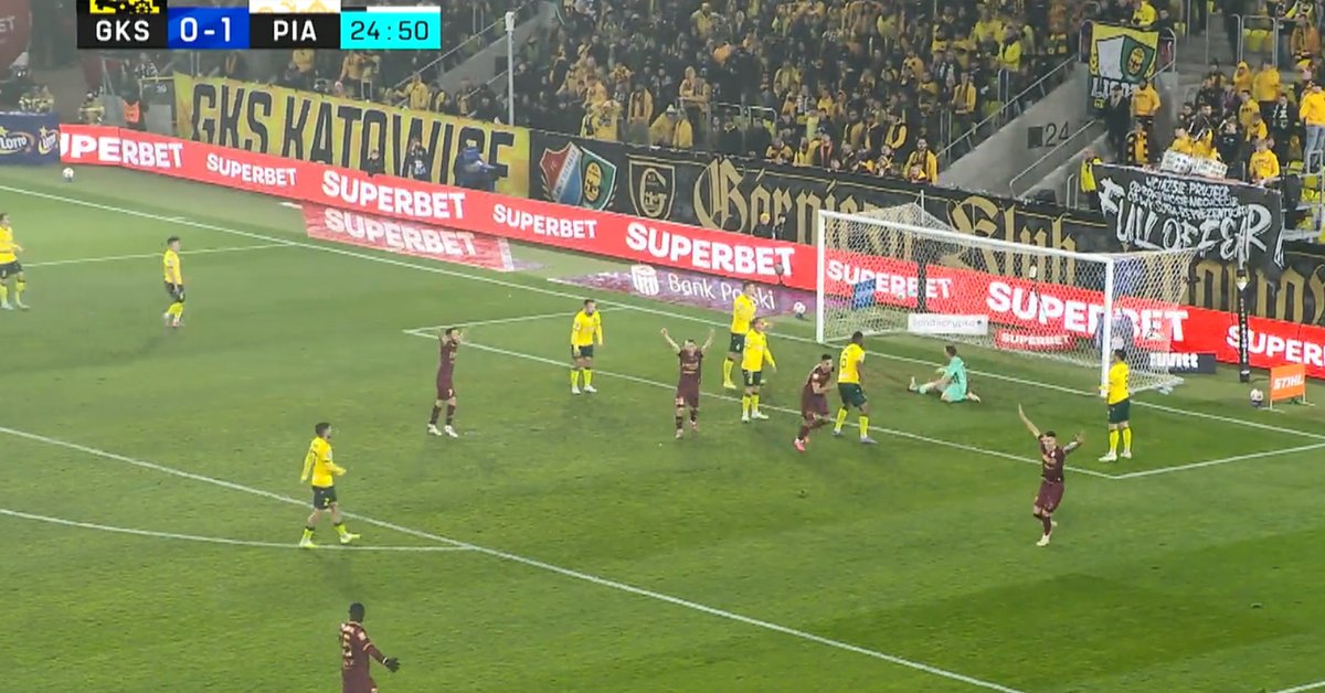 Wielkie emocje w derbach! GKS Katowice ograny przez Piasta