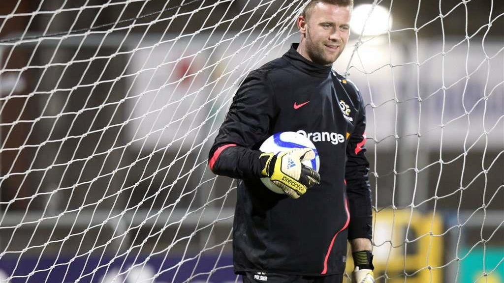 Artur Boruc podczas poniedziałkowego treningu reprezentacji Polski w Dublinie