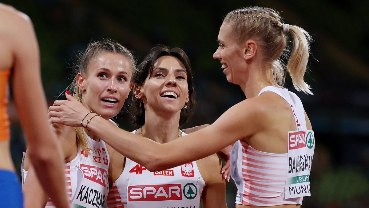 Natalia Kaczmarek, Anna Kiełbasińska, Iga Baumgart-Witan