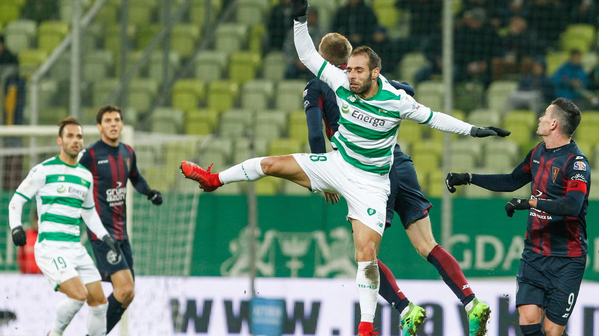 Pilka nozna. Ekstraklasa. Lechia Gdansk - Pogon Szczecin. 13.12.2017