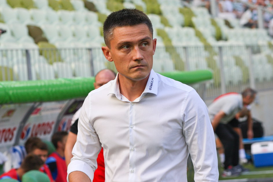 Mariusz Rumak stracił pracę w Lechu w sierpniu 2014 roku mimo ligowej wygranej z Lechią w Gdańsku 2:1