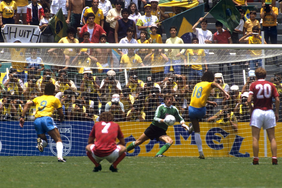 Ryszard Tarasiewicz rozegrał jedno spotkanie na mistrzostwach świata. W 1986 r. wystąpił przeciwko Brazylii (0:4) w 1/8 finału (numer 7). 