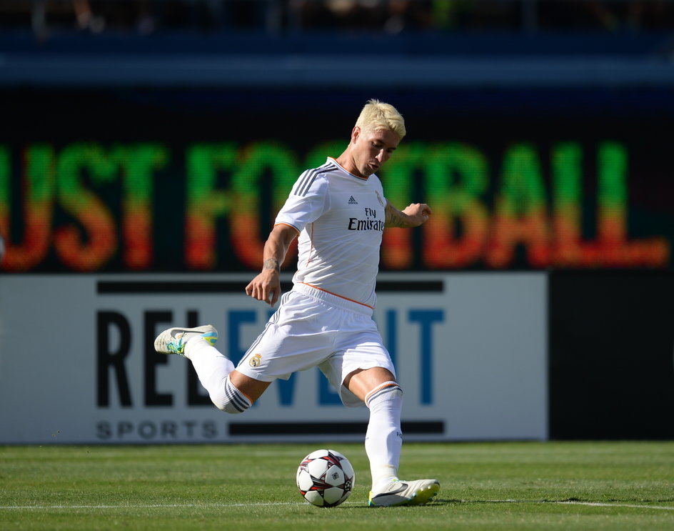 Sergio Ramos w blond włosach