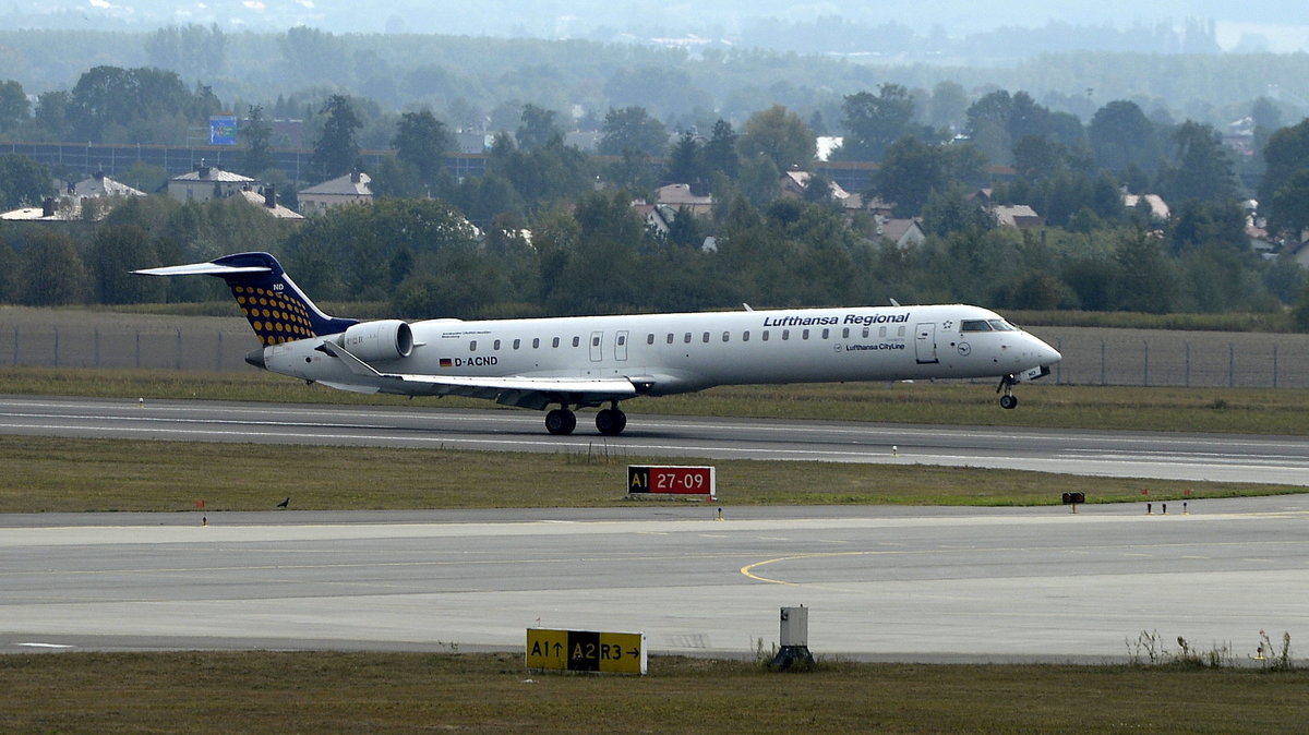 Bombardier CRJ-900