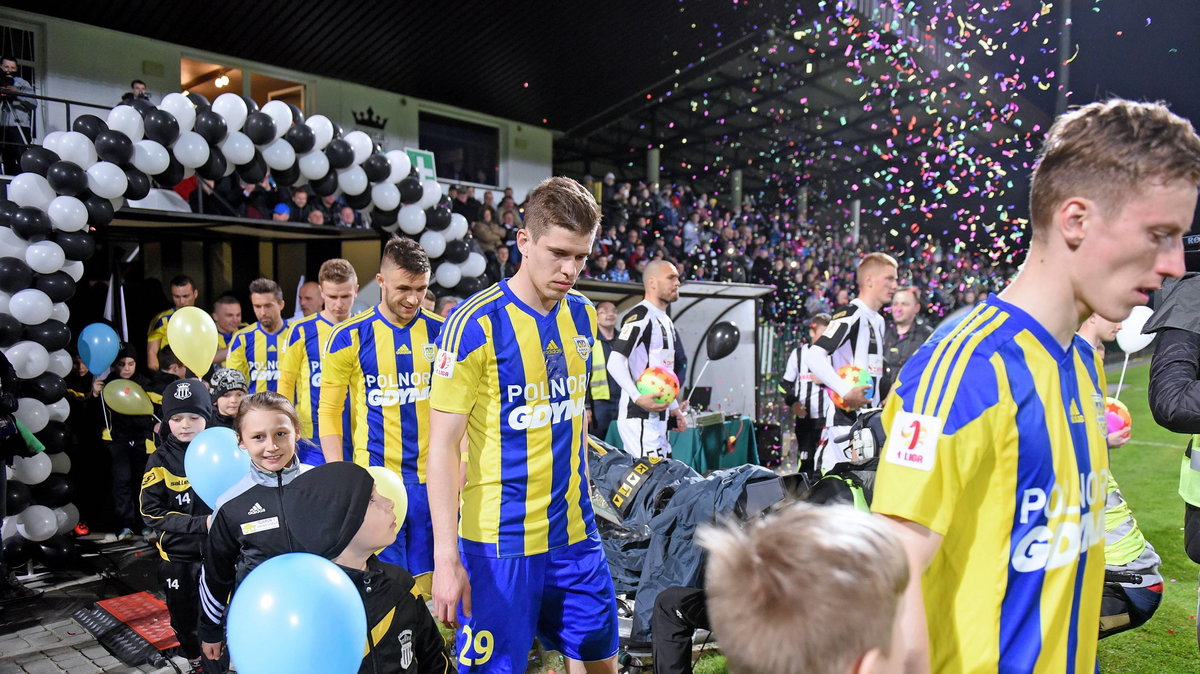 22.04.2016 SANDECJA NOWY SACZ - ARKA GDYNIA PIERWSZA LIGA PILKA NOZNA