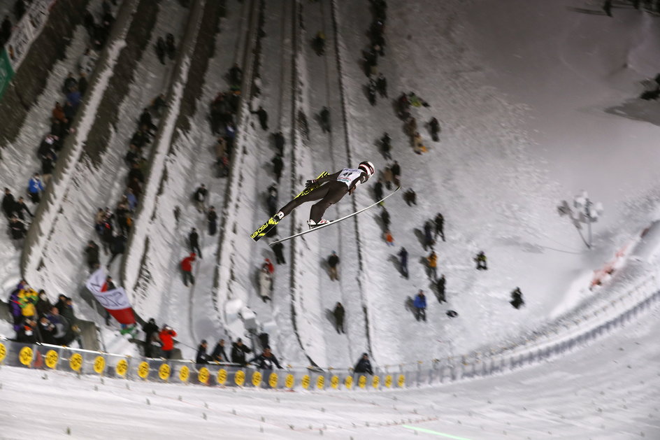 W Sapporo w 2019 roku Kamil Stoch ustanowił nowy rekord skoczni