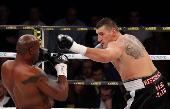 BOKS WINDOR BOXING NIGHT (Mariusz Wach Travis Walker )