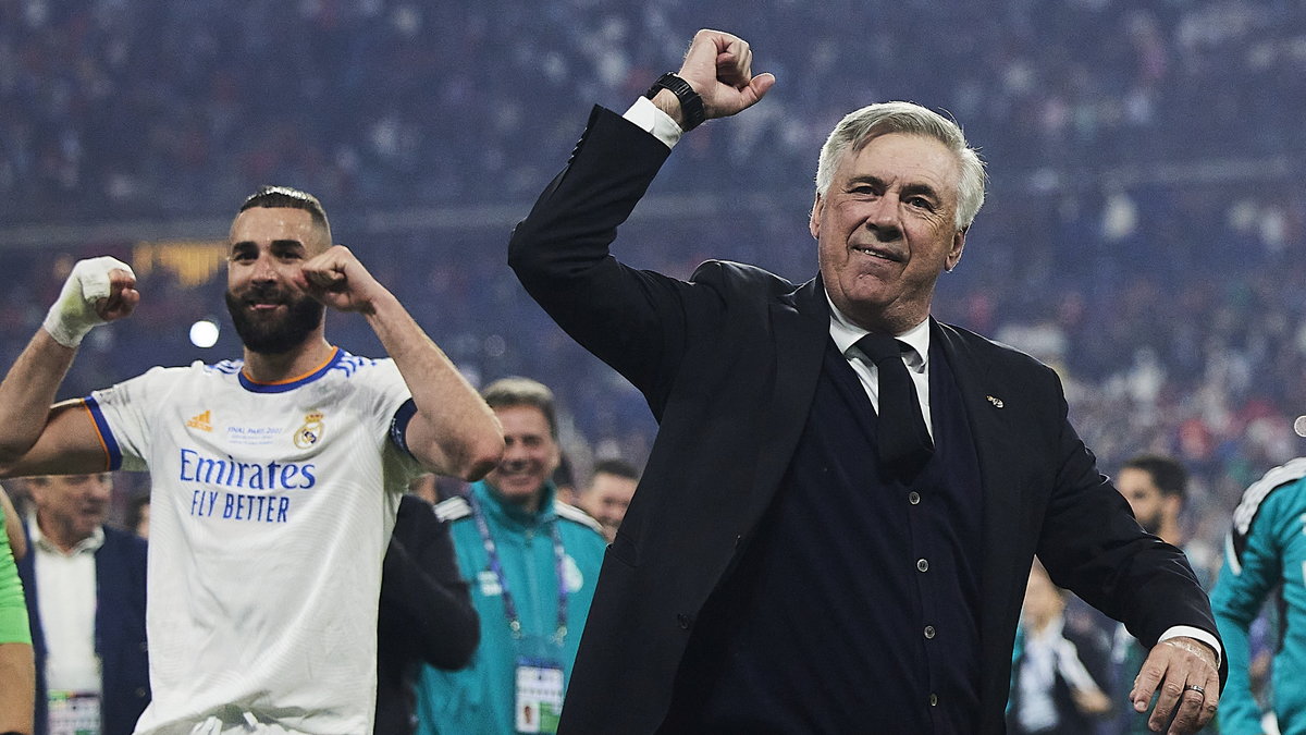 Carlo Ancelotti cieszy się po zwycięstwie w Lidze Mistrzów