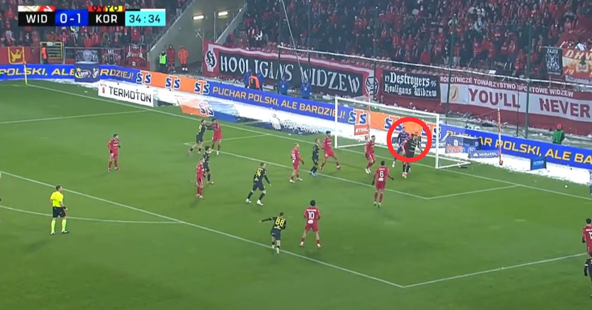 Czerwona kartka dobiła Widzew Łódź. Zła seria trwa [SKRÓT]