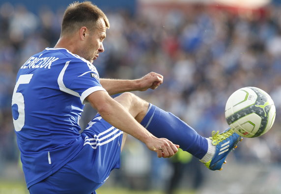 PIŁKA NOŻNA EKSTRAKLASA RUCH CHORZÓW POGOŃ SZCZECIN (Marek Zieńczuk)