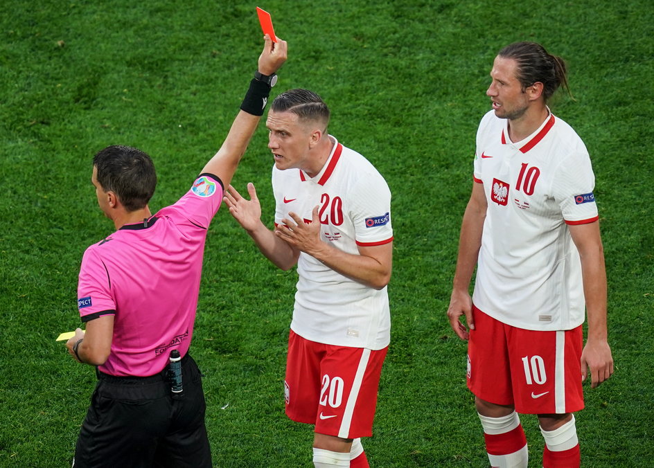 Czerwona kartka Krychowiaka w meczu ze Słowacją