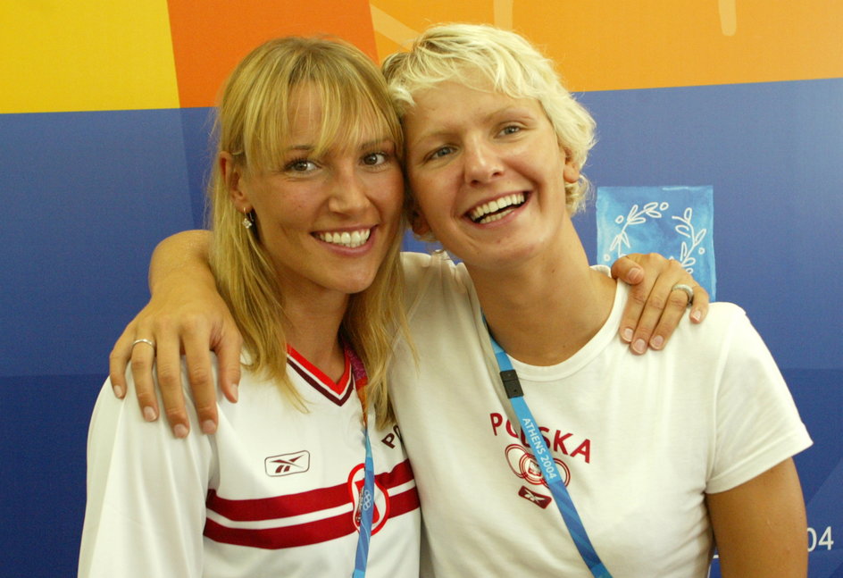 Sylwia Gruchała i Otylia Jędrzejczak na IO w Atenach w 2004 roku