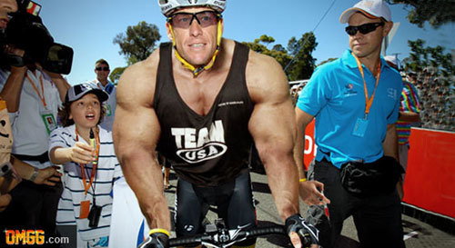 Upadek legendy - Lance Armstrong oczami internautów