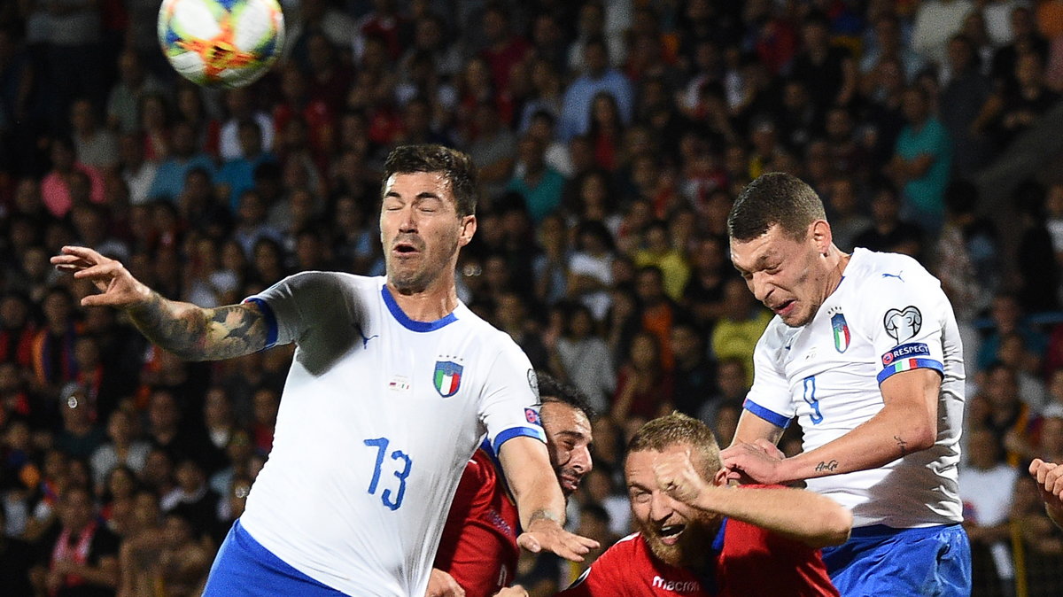 Alessio Romagnoli, Andrea Belotti (Włochy) i Warazdat Harojan (Armenia)