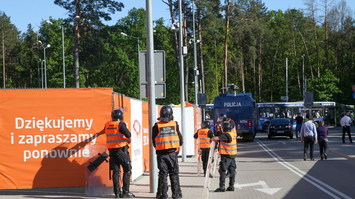 Kibice Legii Warszawa nie wpuszczeni na stadion w Białymstoku