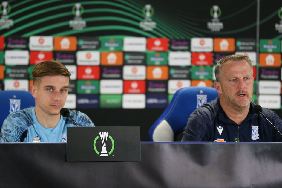 Michał Skóraś i John van den Brom podkreślają, że Lech jest optymalnie  przygotowany i gotowy do walki o awans. 