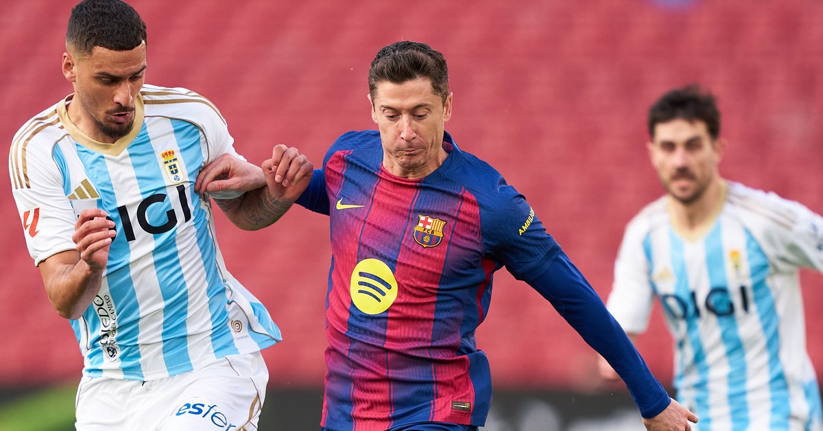 Robert Lewandowski nie został bohaterem ostatniej akcji. Potężne kłopoty Barcelony