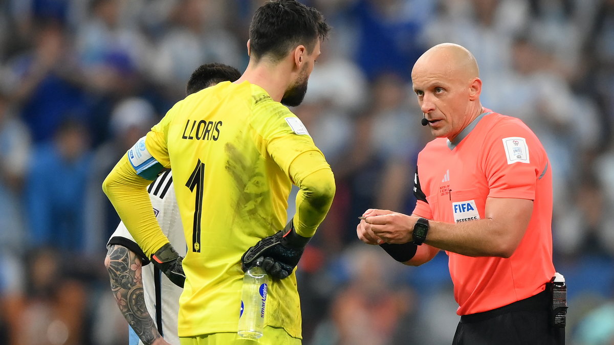 Hugo Lloris i Szymon Marciniak