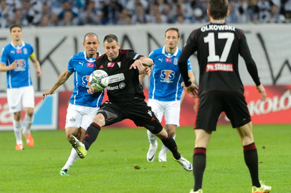 PIŁKA NOŻNA LIGA POLSKA LECH POZNAŃ GÓRNIK ZABRZE ( Daylon Claasen Radosław Sobolewski)