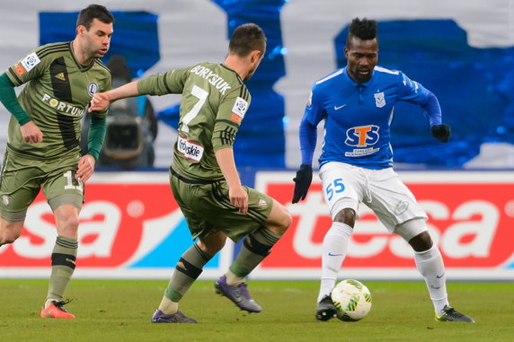 PIŁKA NOŻNA LIGA POLSKA LECH POZNAŃ LEGIA WARSZAWA (Nemanja Nikolic Ariel Borysiuk Abdul Aziz Tetteh)