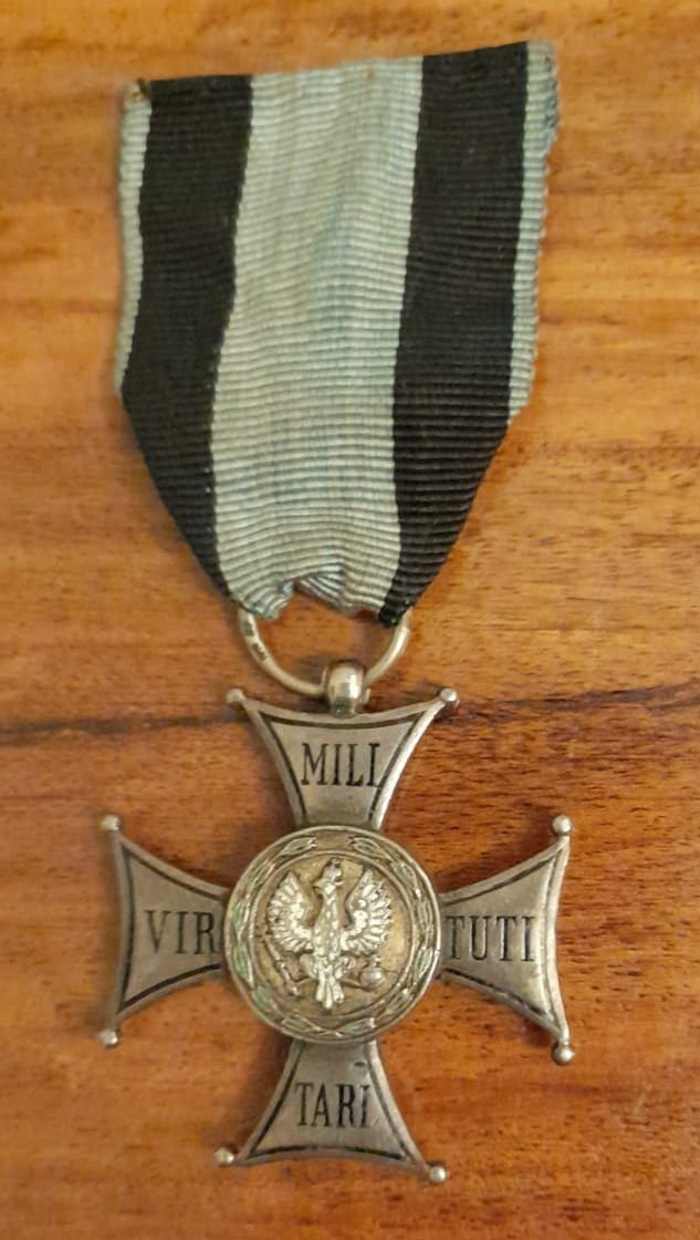 Mając 25 lat Stefan Loth otrzymał Krzyż Srebrny Orderu Wojskowego Virtuti Militari
