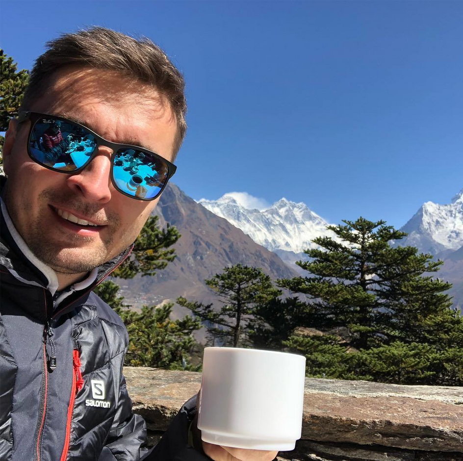 Jesienią 2018 roku Marek Plawgo był jednym z uczestników wyprawy trekkingowej pod Mount Everest i Supermaratonu Stulecia Pamięci Polskich Himalaistów w Katmandu.