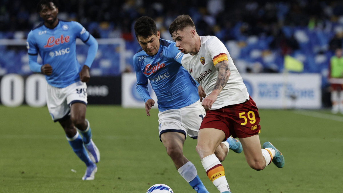 Nicola Zalewski (AS Roma) i Hirving Lozano (SSC Napoli)