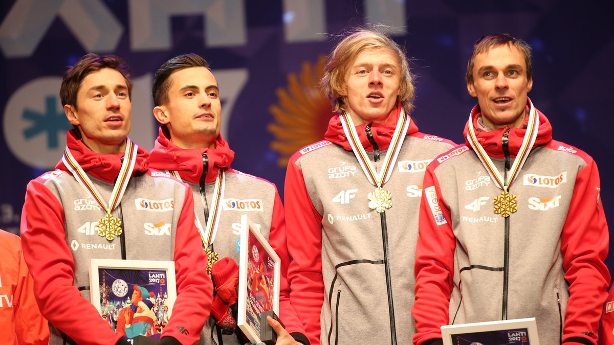 Od lewej: Kamil Stoch, Maciej Kot, Dawid Kubacki i Piotr Żyła